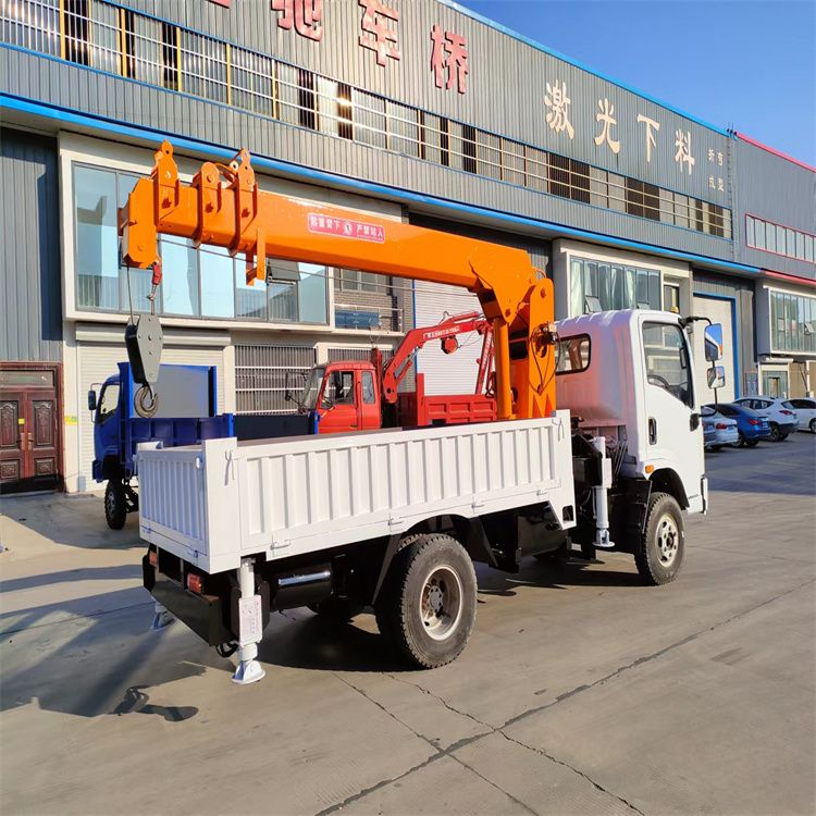 澳门特别行政区三轮随车吊定制 农用改装机自备吊中瑞长期出售